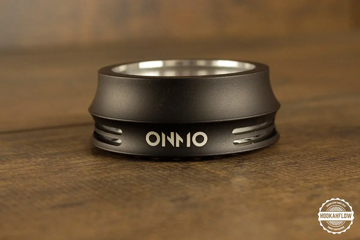 Onmo-Black-1 Onmo-Black-1